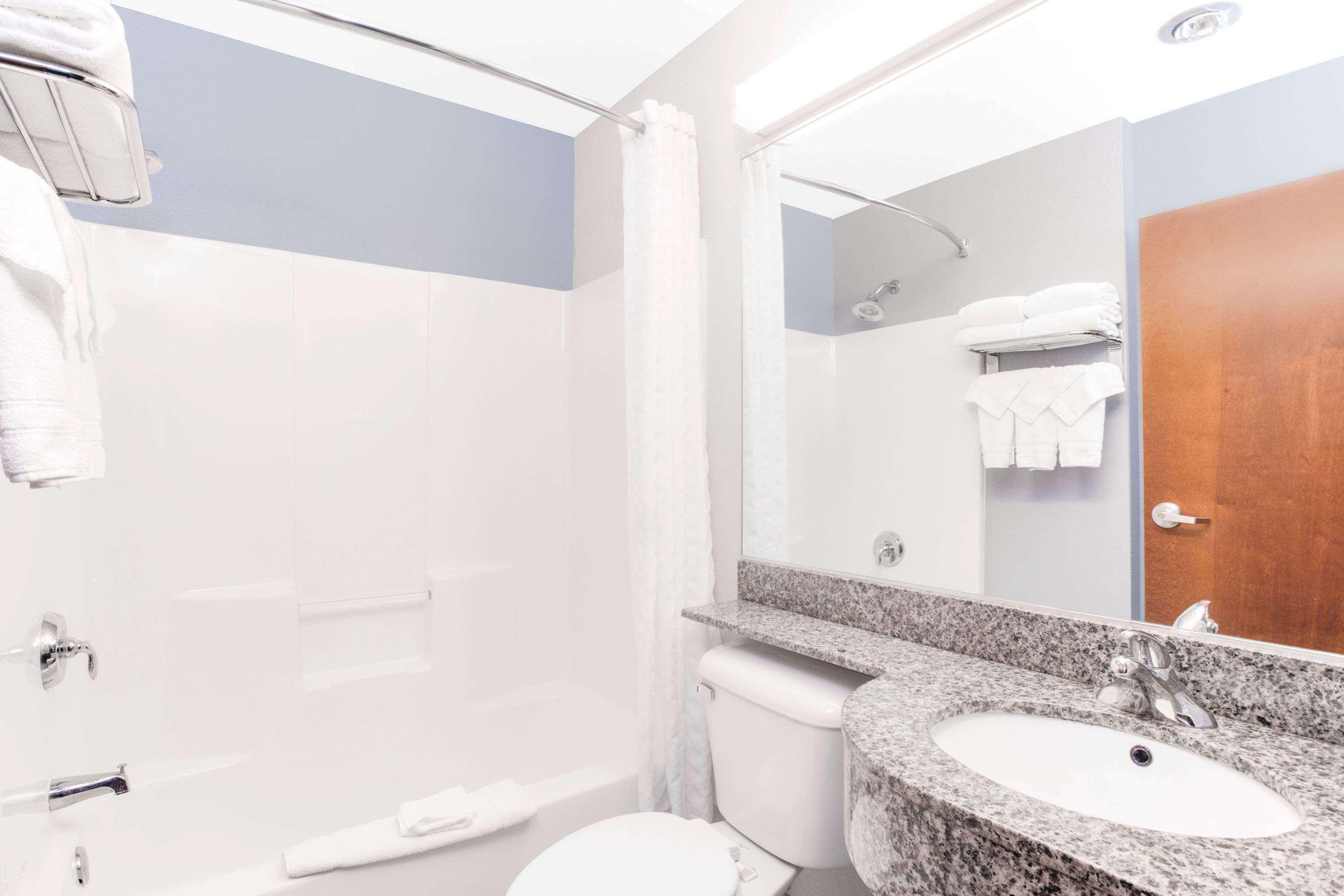 Microtel Inn & Suites Bath Zewnętrze zdjęcie