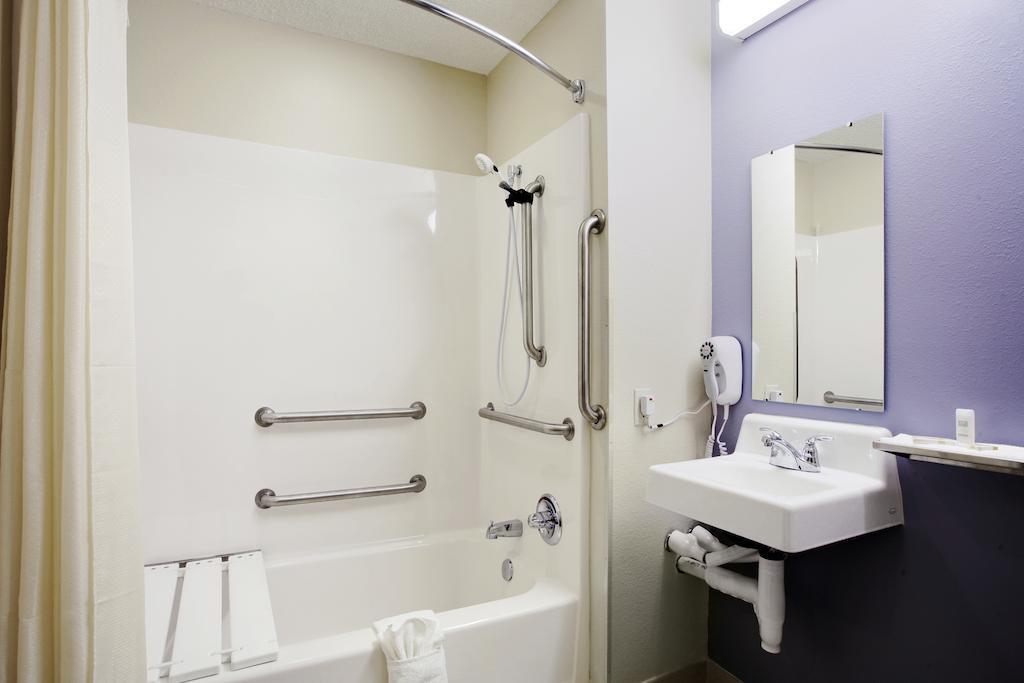 Microtel Inn & Suites Bath Pokój zdjęcie
